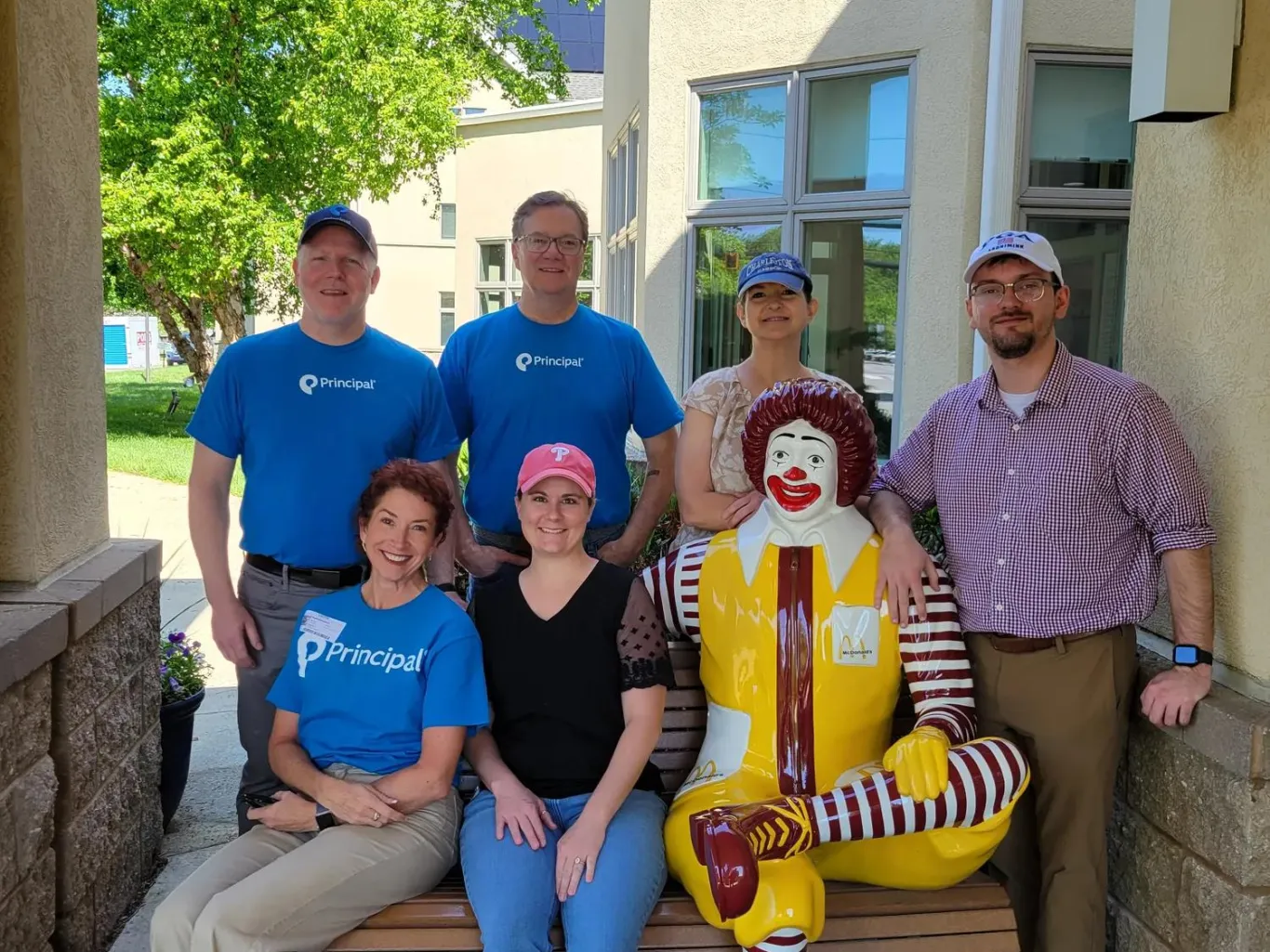 Financial professionals and Principal® staff volunteering at their local Ronal McDonald Houses.