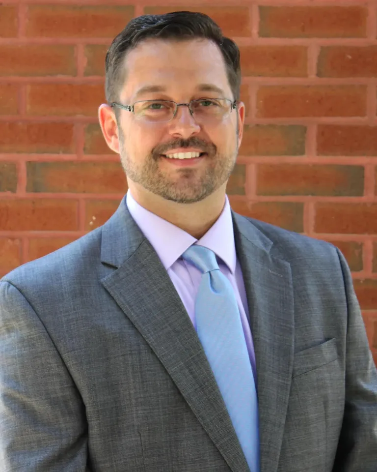 Headshot of Christopher Midecke