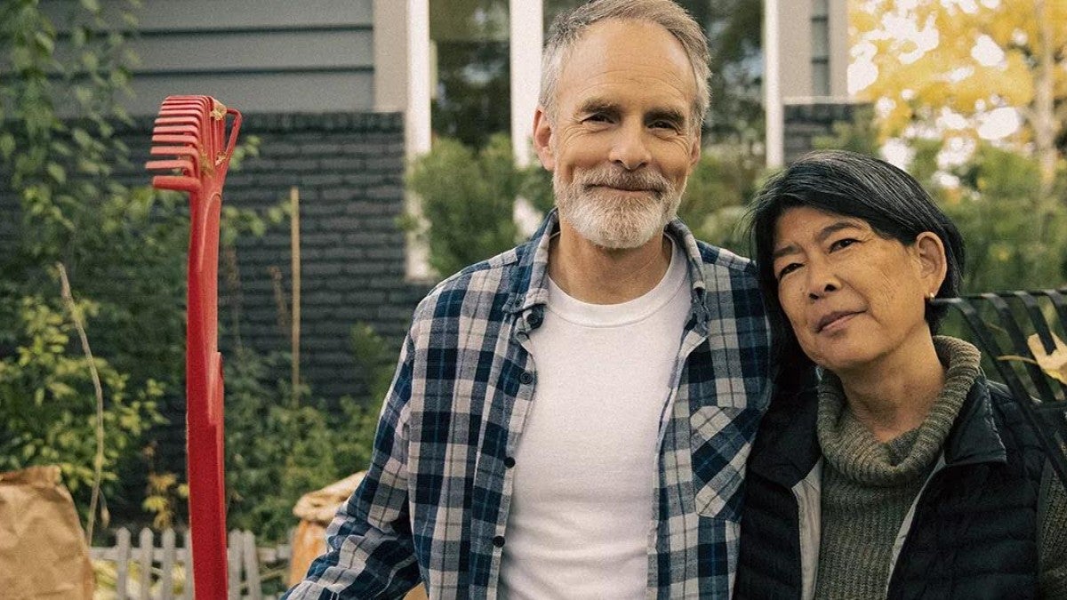 Image of a couple who understand their health care costs in retirement.